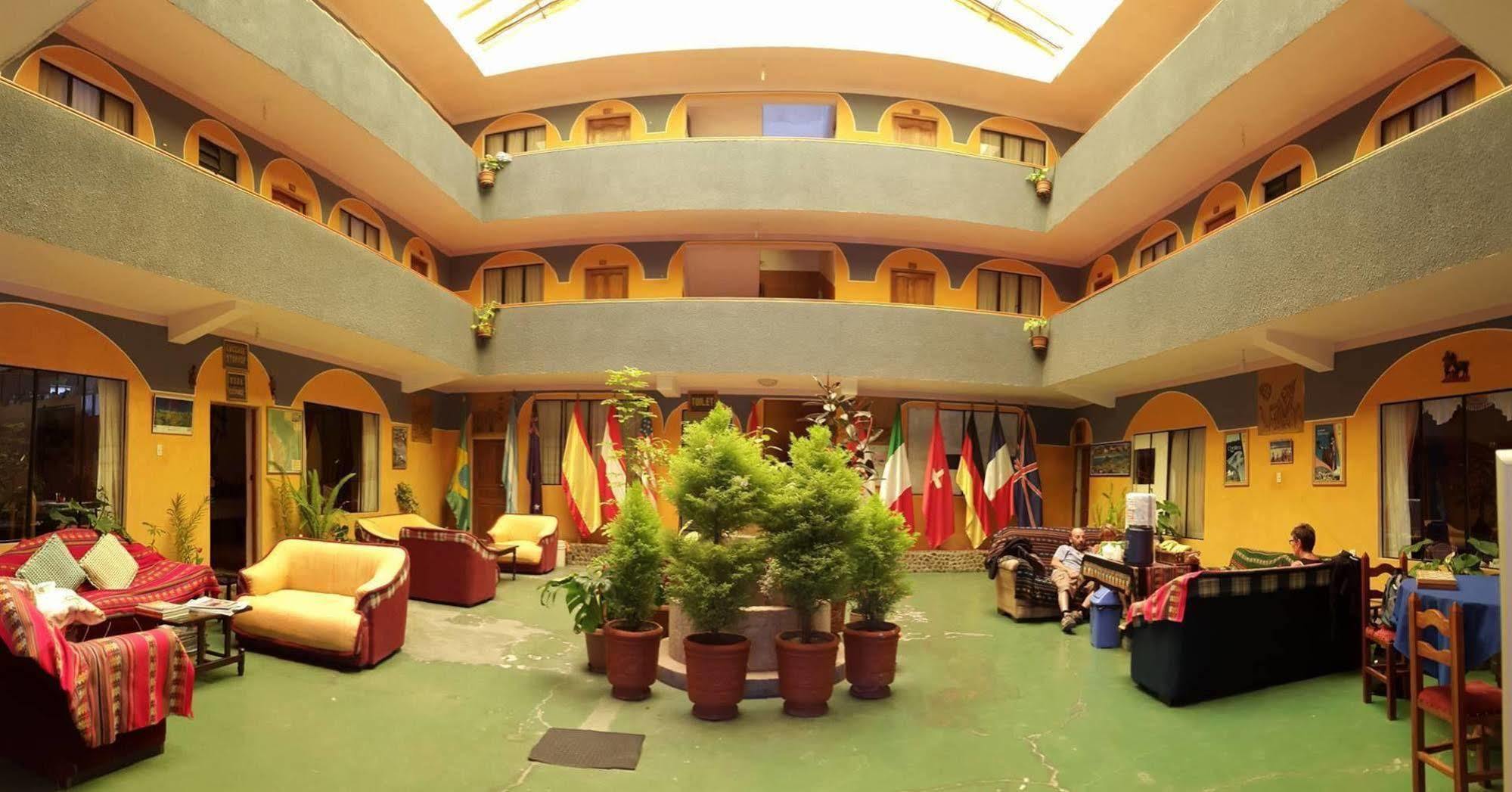 Hotel Utama โกปากาบานา ภายนอก รูปภาพ